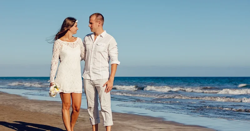 Combien coûte vraiment un week-end en amoureux insolite ?